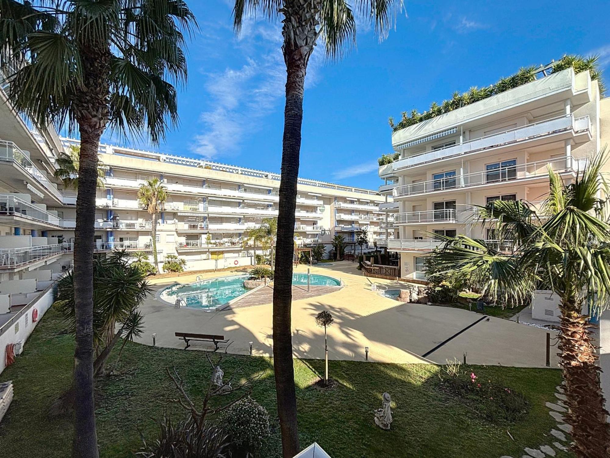 Port Canigo 1 150- Magnifico Con Pisci Appartement